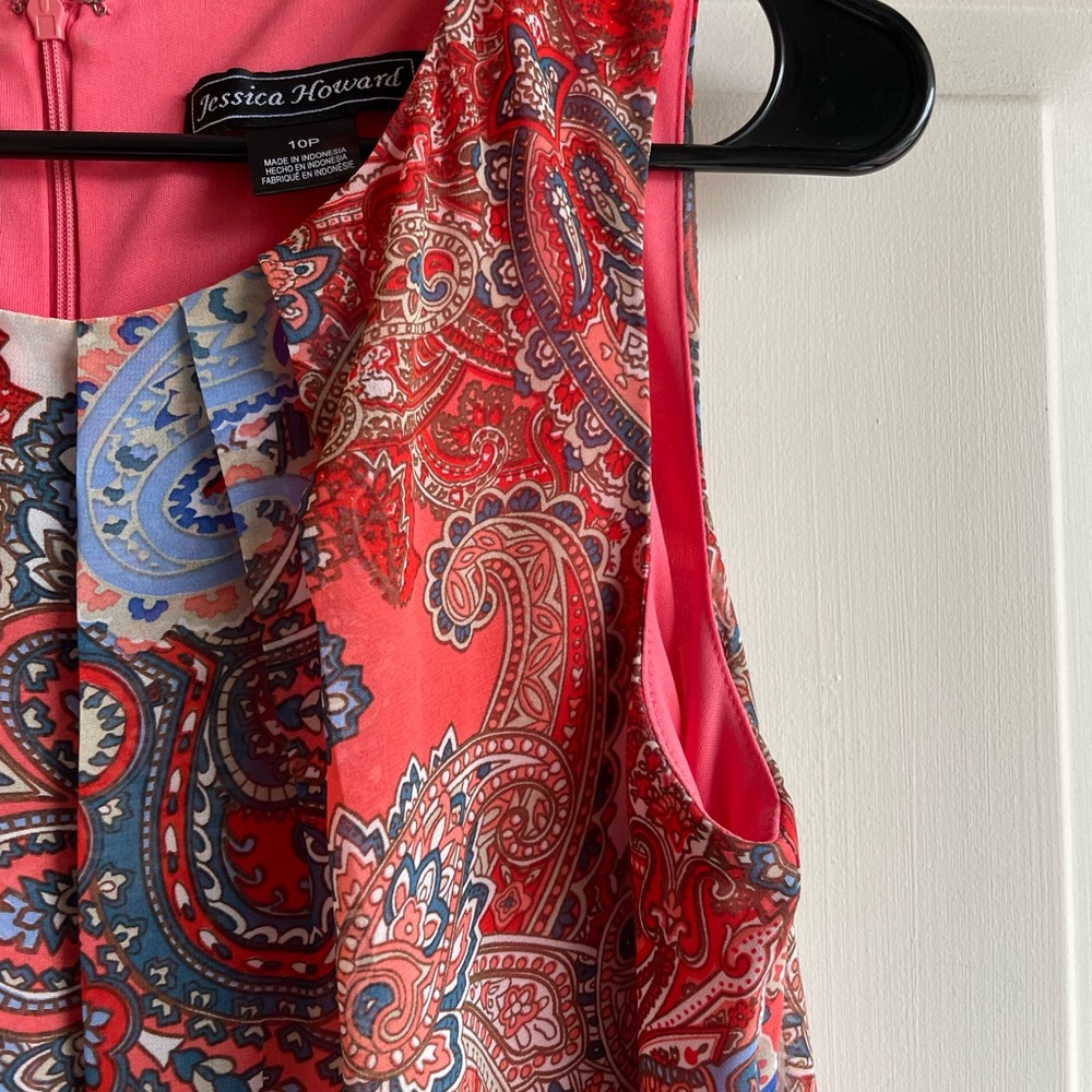 Dress - Picture 2 of 8